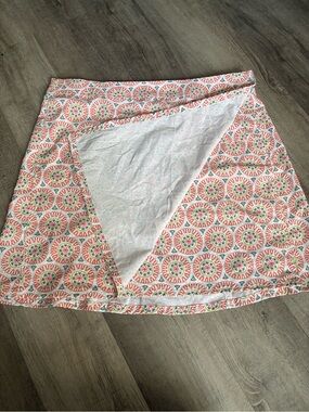 Ripskirt Hawaii Coral white and blue Medallion Wrap Skirt size XL (16-18)